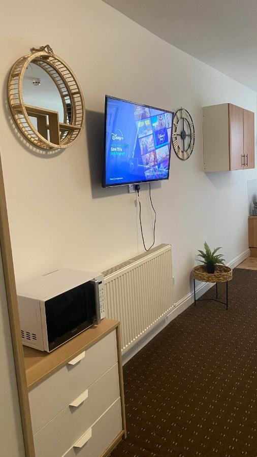 Bv Comfy Studio At Deighton Huddersfield Buitenkant foto